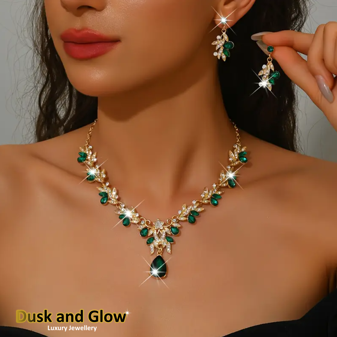 Stunning Green Jewelry Gift Set Necklace Earrings Glass Gems Women Ladies UK NEW0