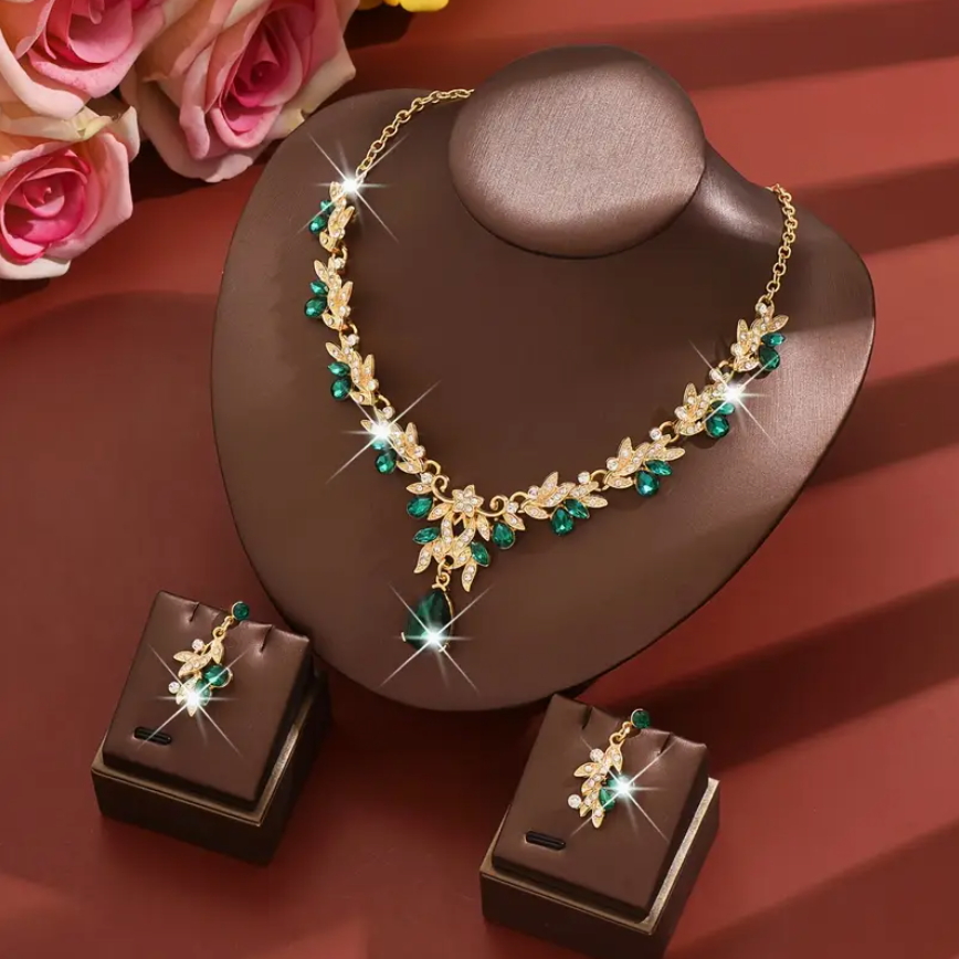 Stunning Green Jewelry Gift Set Necklace Earrings Glass Gems Women Ladies UK NEW1